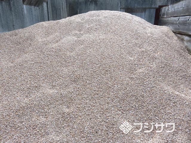 �T�r����